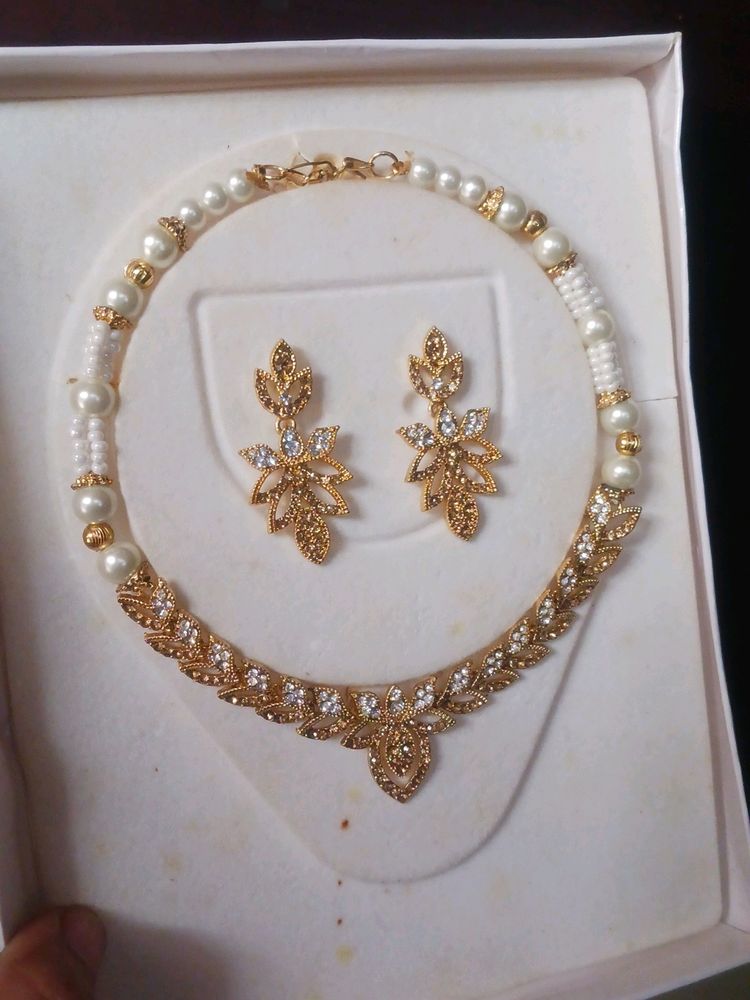 Beautiful Necklace Set