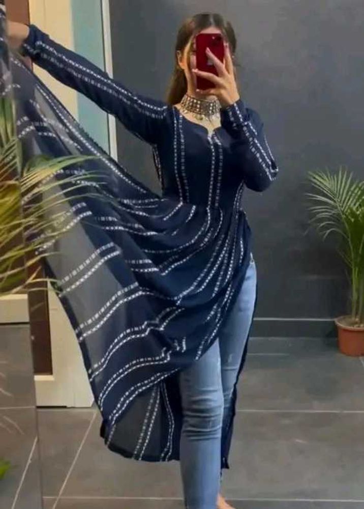 Nyra cut kurti for jeans