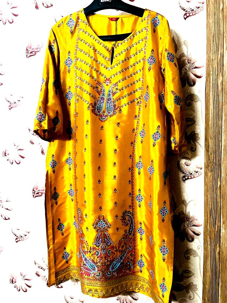 W Ethinic Kurta For Elegance & beautify Look