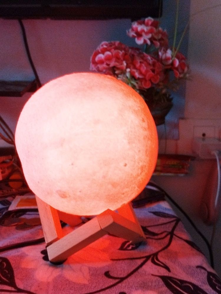 3D Moon Colour Light