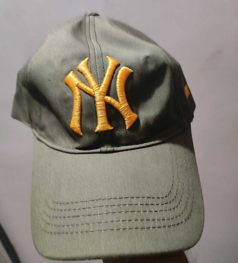 Baseball cap