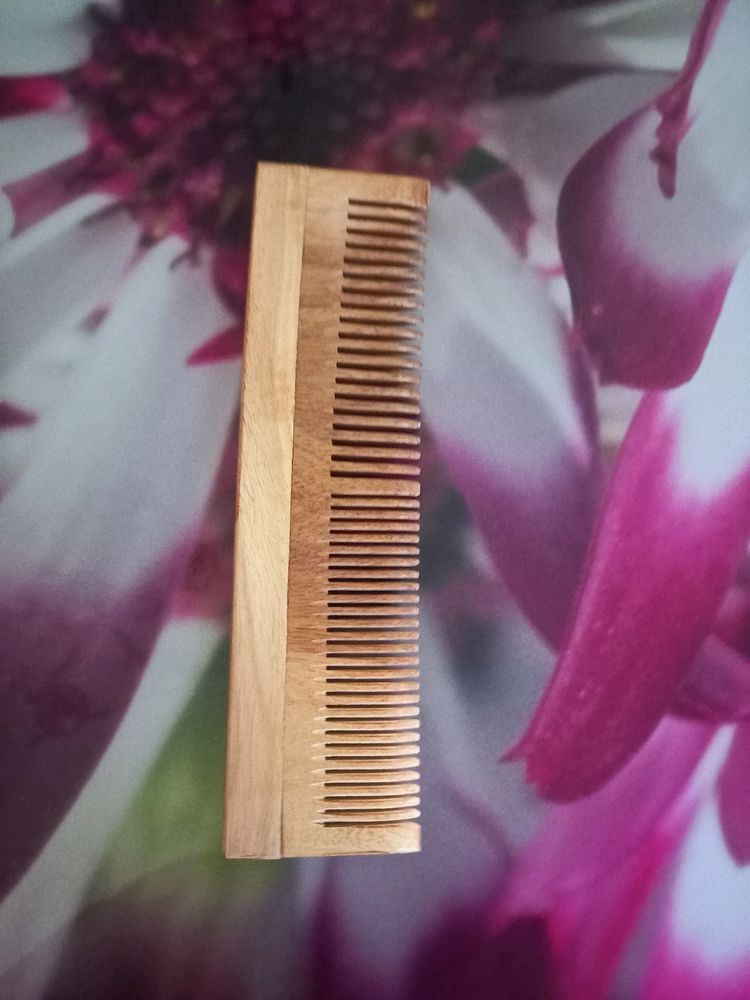 NEEM WOODEN COMB