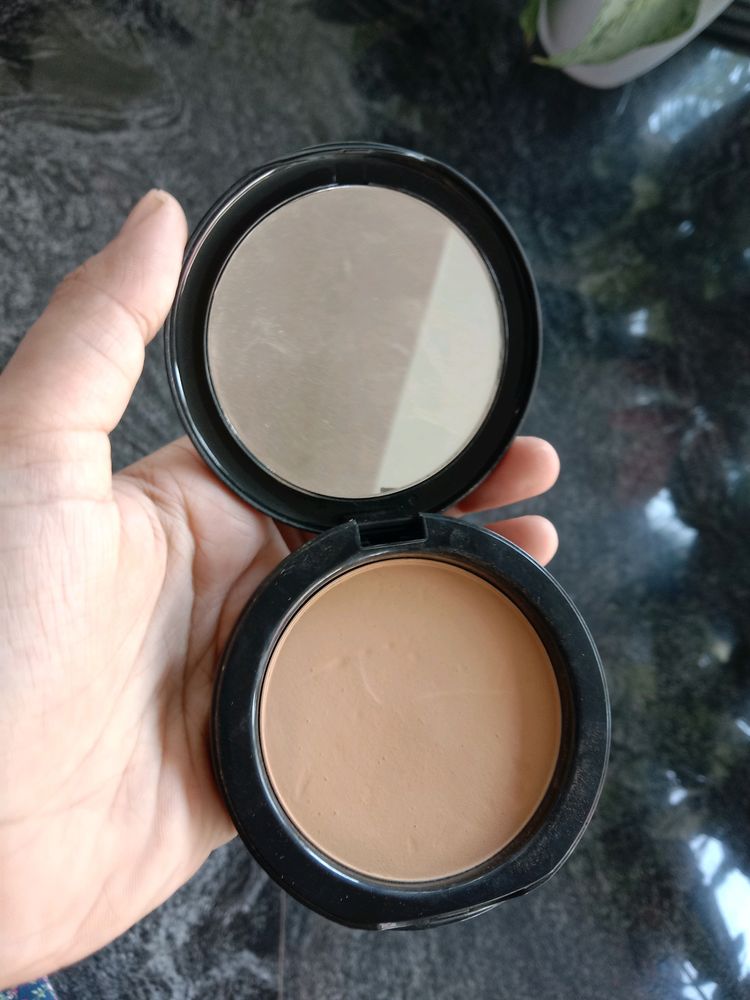 Maybelline Compact Powder