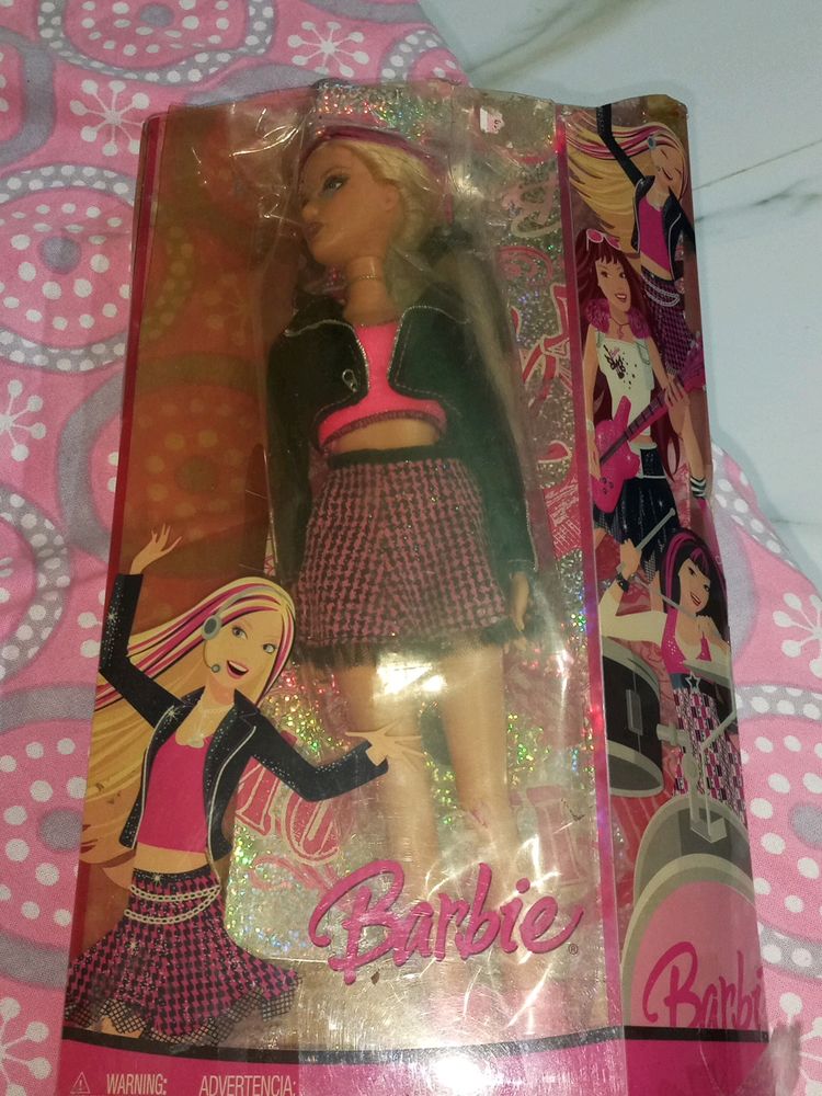 Fashion Fever 2006 Rockstar Barbie 🎸 (Rare)