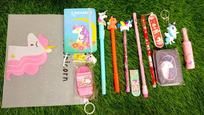 Unicorn Stationery Hamper 3