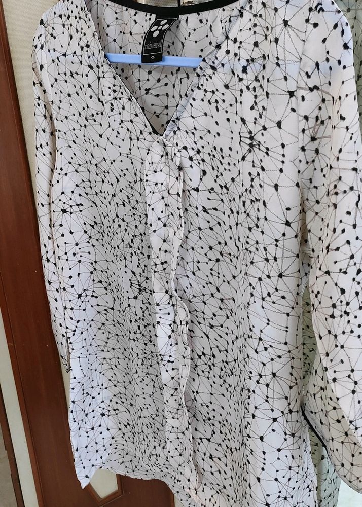 White Top In Excellent Condition