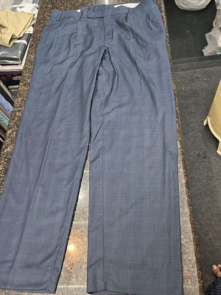 New Unused Men Formal Pant Size 38.5