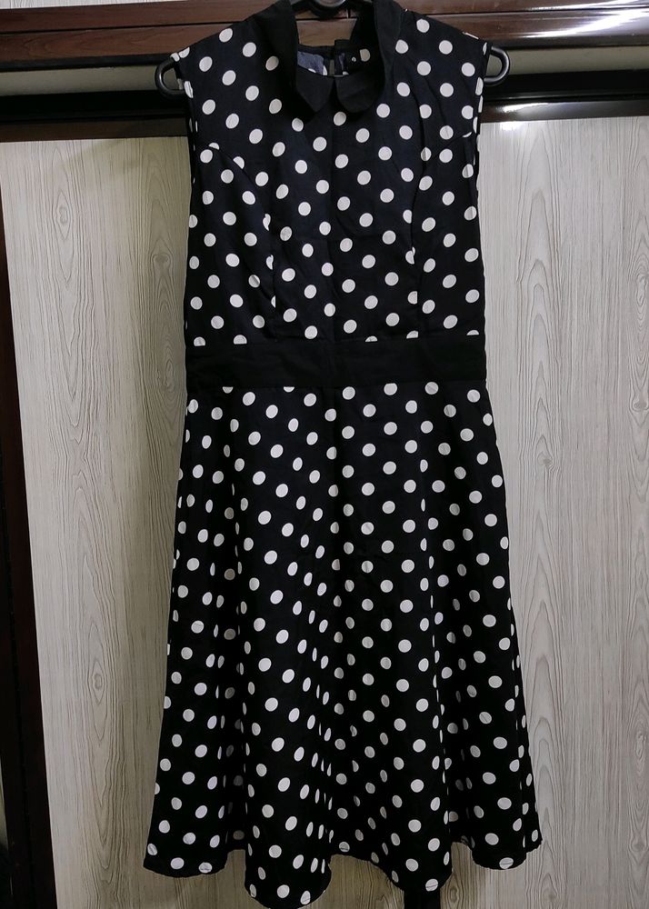 Black Poly Crepe Polka Dots Print Dress(For Women)