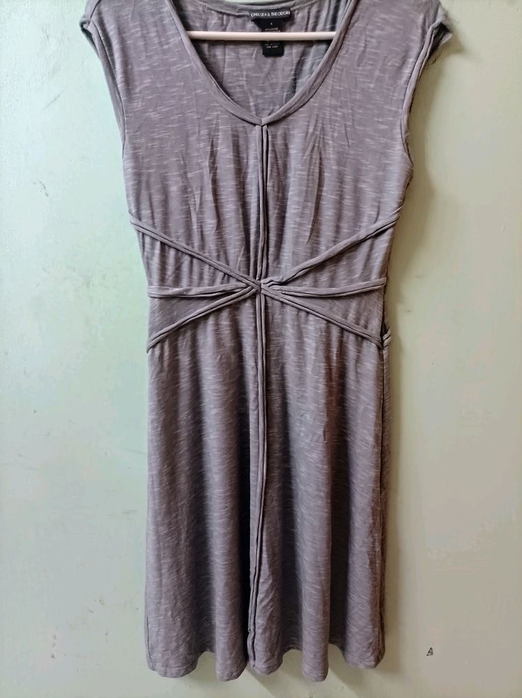 Chic Full Grey Midi Dress - Timeless and Elegant