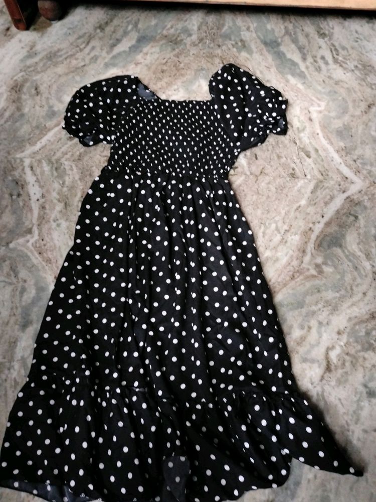 Black White Dotted Gown