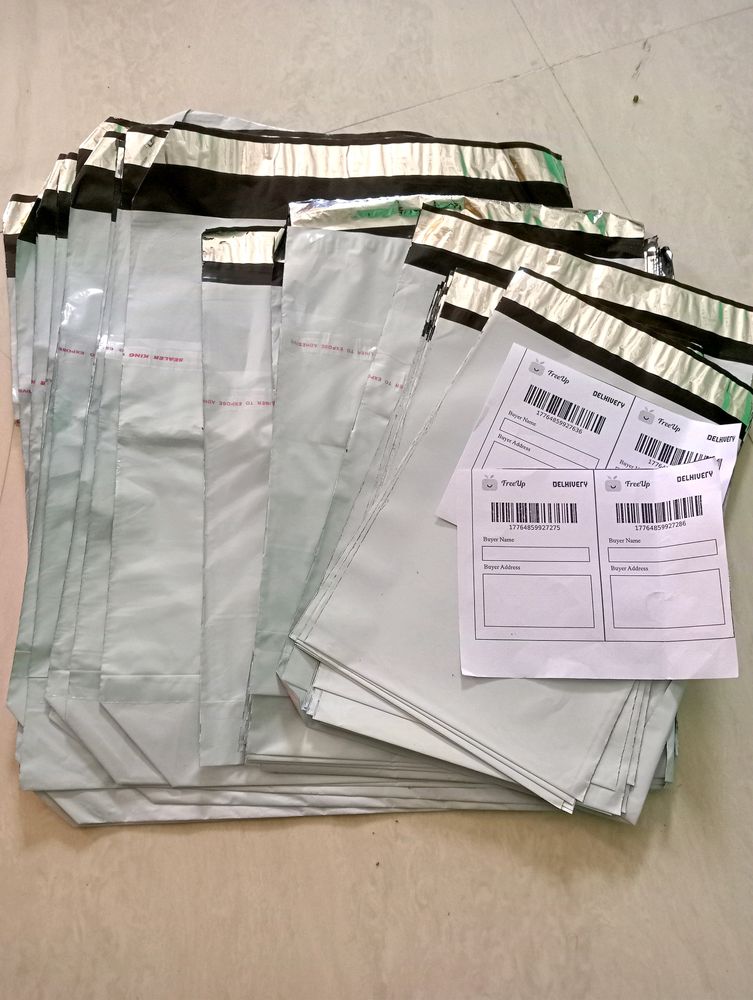 18+18 Shipping Labels And Bags