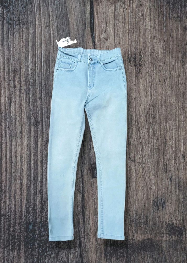 V-87 Size-28 Slim Fit Women Denim Jeans