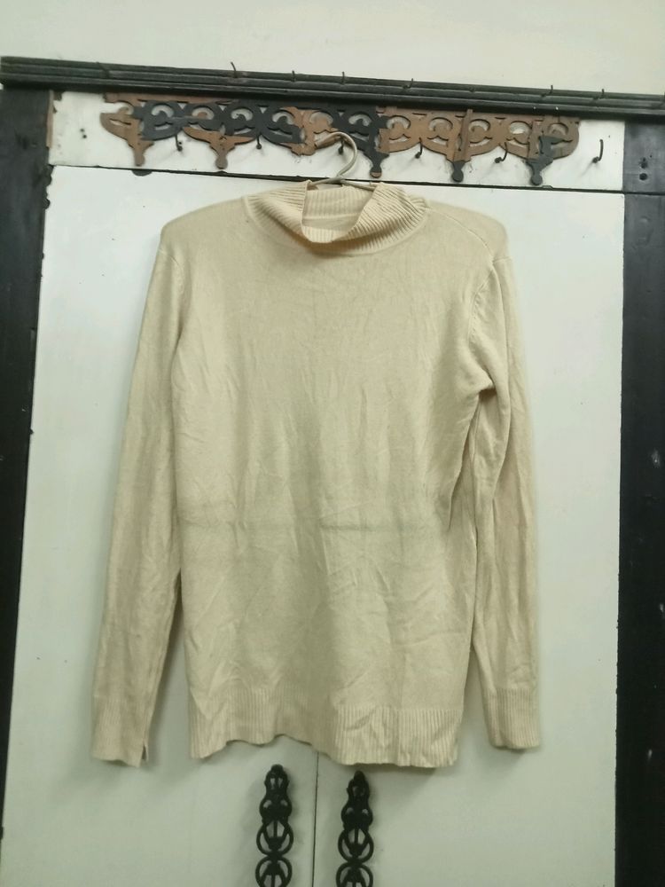 Cream Turtle Neck Tshirt