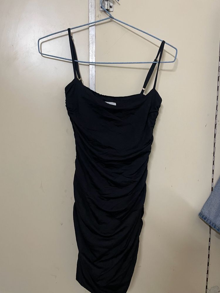 Vintage Scene Ruched Black Dress