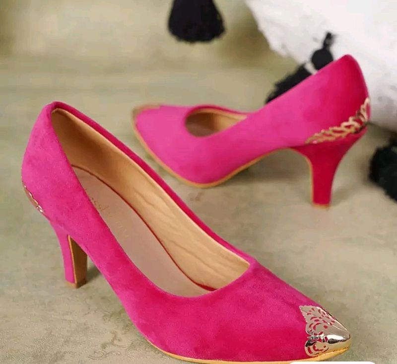 Dressberry Velvet Pink Heels