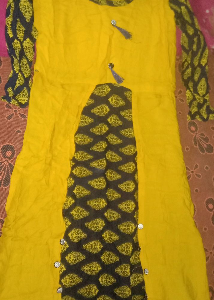 Yellow And Navy Blue Kurta