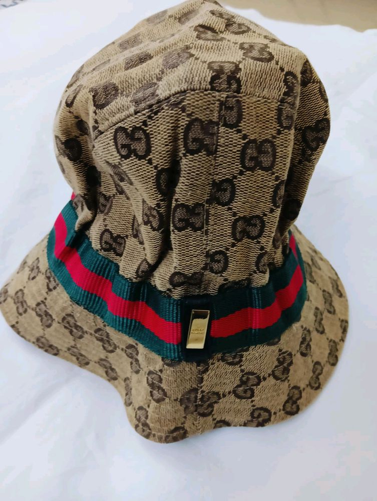 GUCCI 100% ORIGINAL HAT