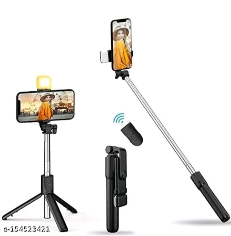 New Selfie Sticks with Flash