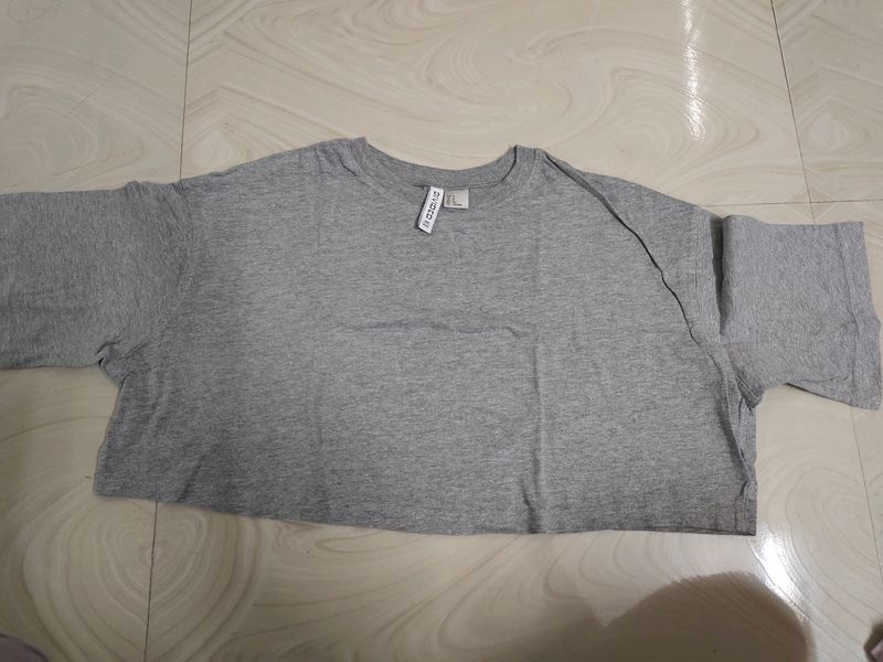 H&M GREY CROP