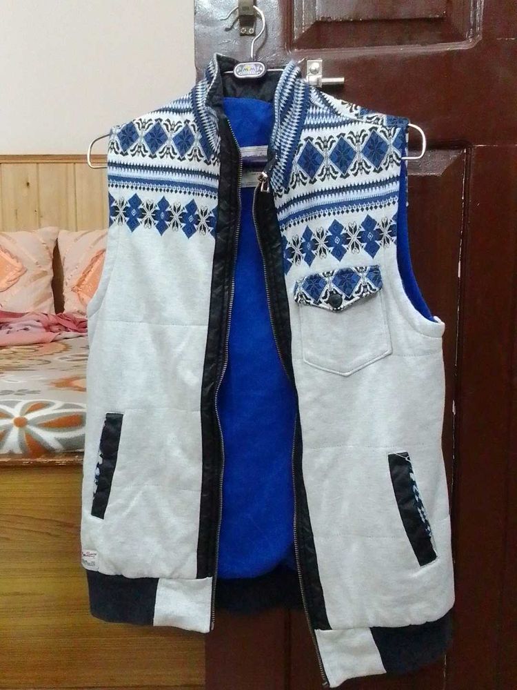 Sleeveless Warm Jacket