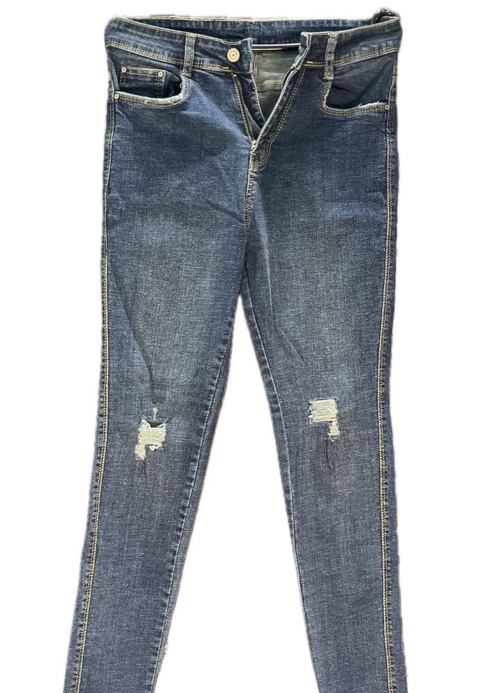 Women’s Navy Blue Skinny Fit Jeans.