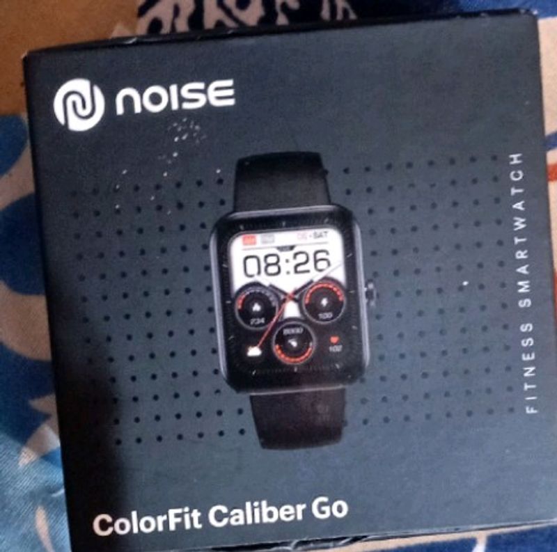 Noise Branded Smart Watch 🤓