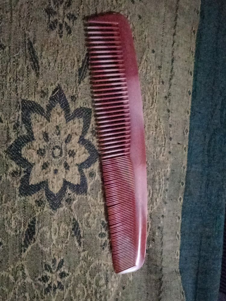 HAIR COMB