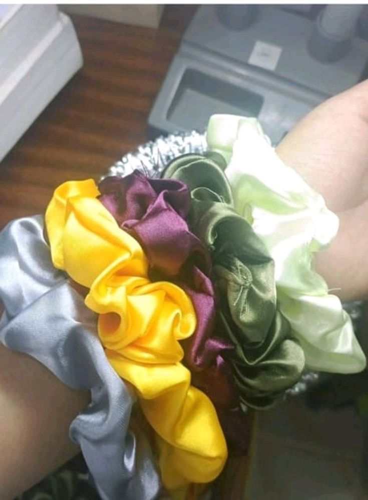 All 5 Asthetic Scrunchies