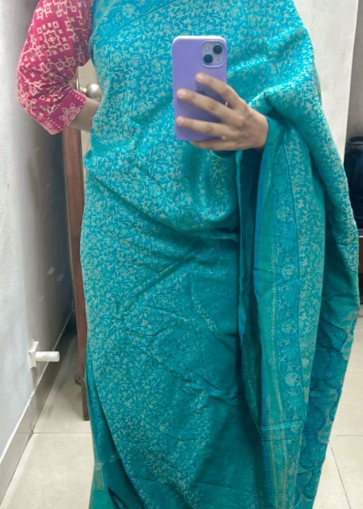 Classic Saree With Imperfections