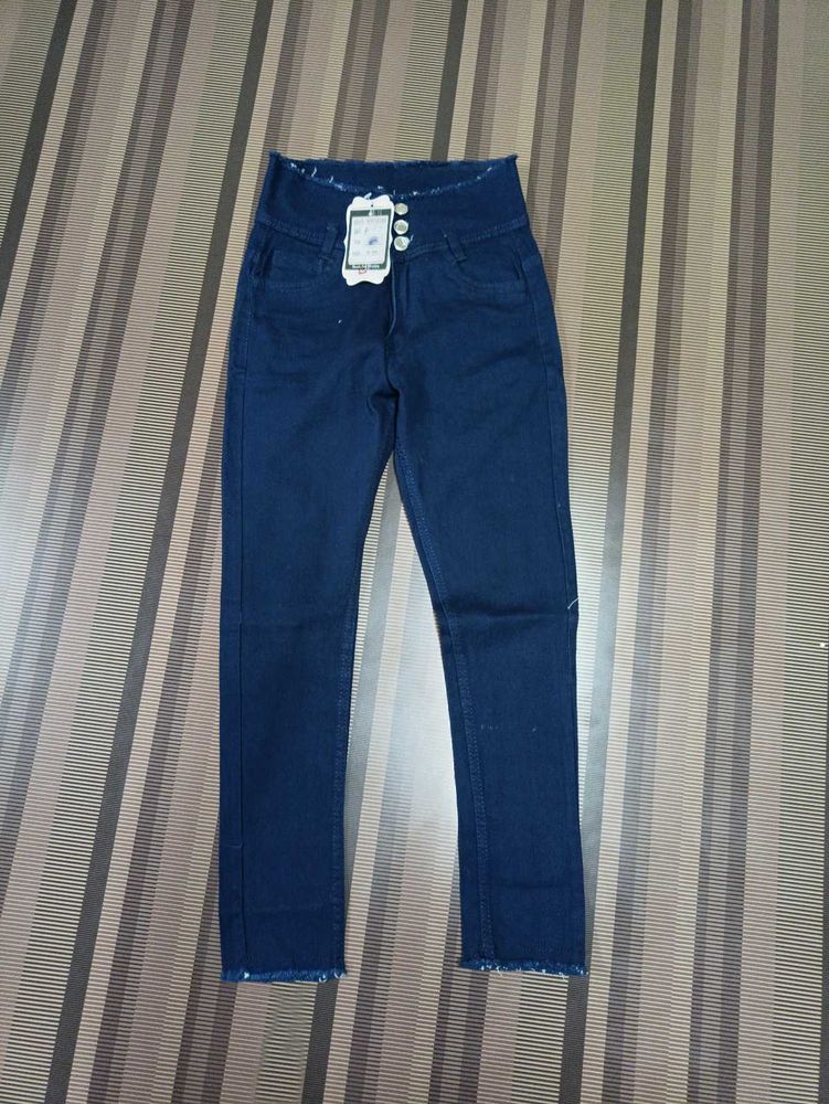 Z-73 Size-26 (Sale) Latest Ladies high waist Jeans