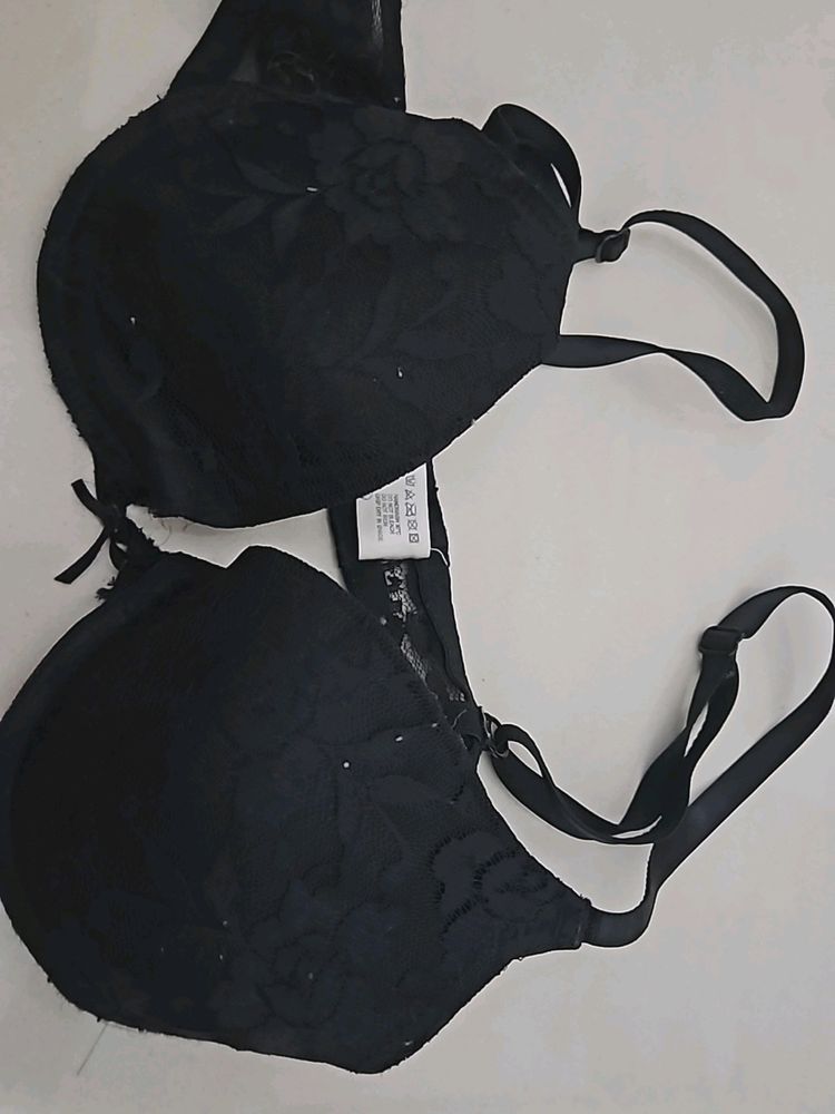 Clovia Black Padded Bra