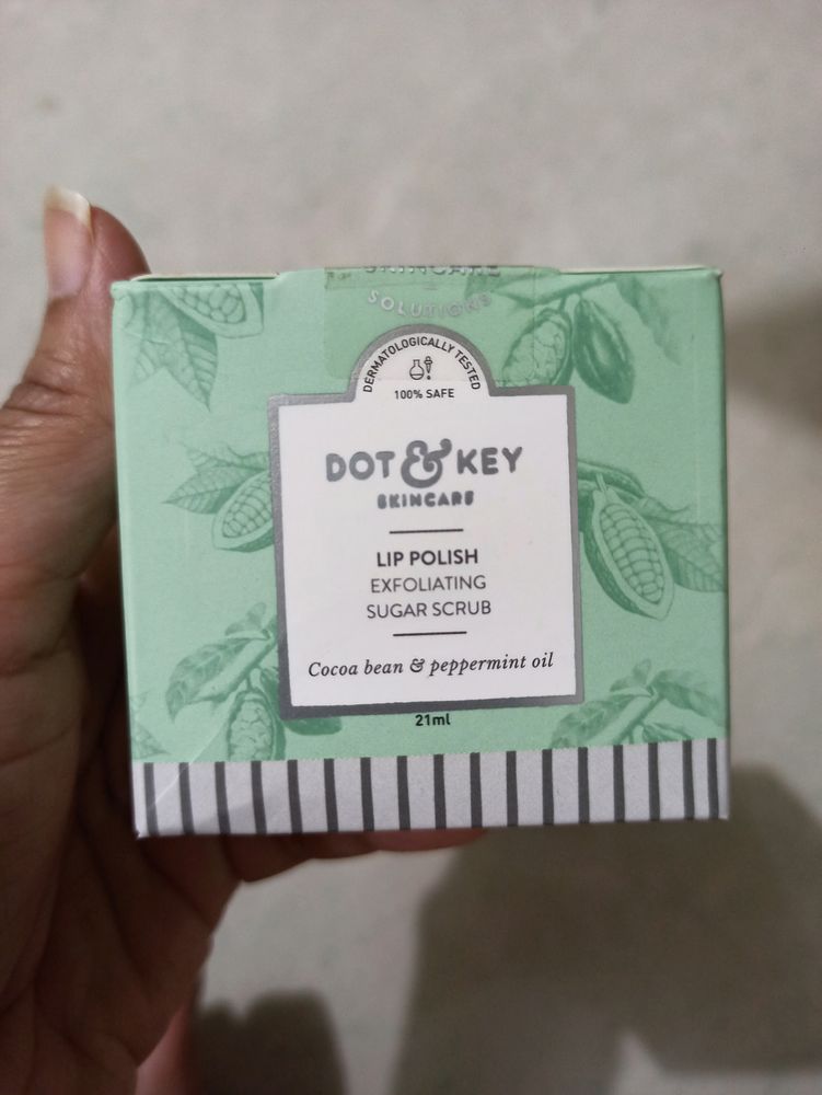 Dot N Key Lip Polishing Scrub