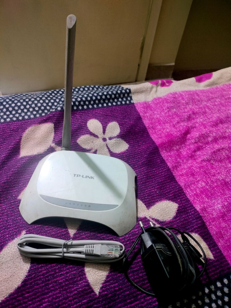 TP-LINK Wireless Router + Adapter + Data Cable