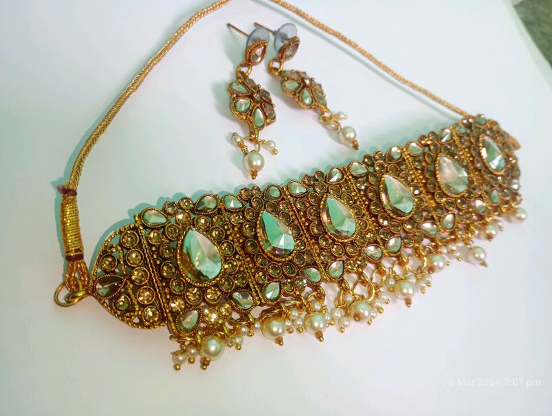 Kundan Choker Set