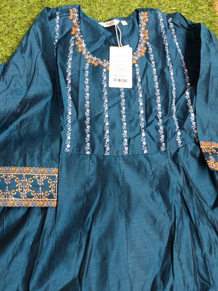 Beautiful Partwear Anarkali Silk Kurti