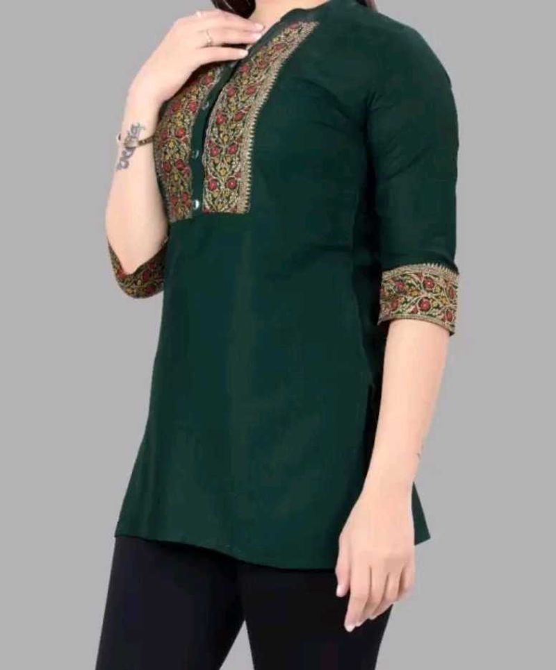 DAP SILK MILLS Women Printed Cape Top Kurta