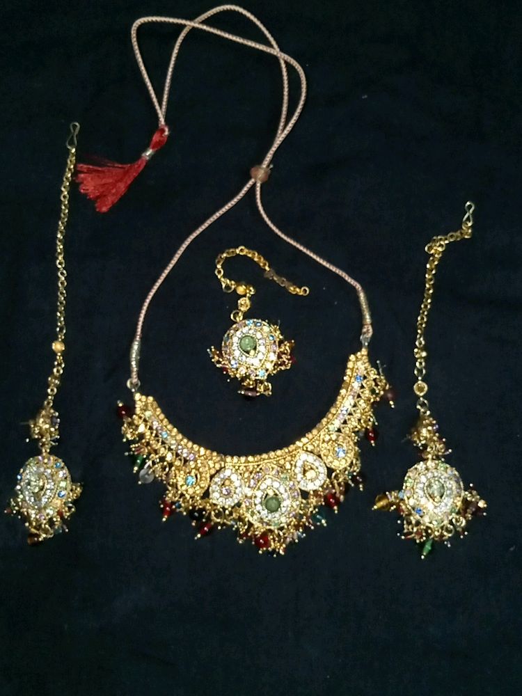 Beautiful Jwellery Kundan Set