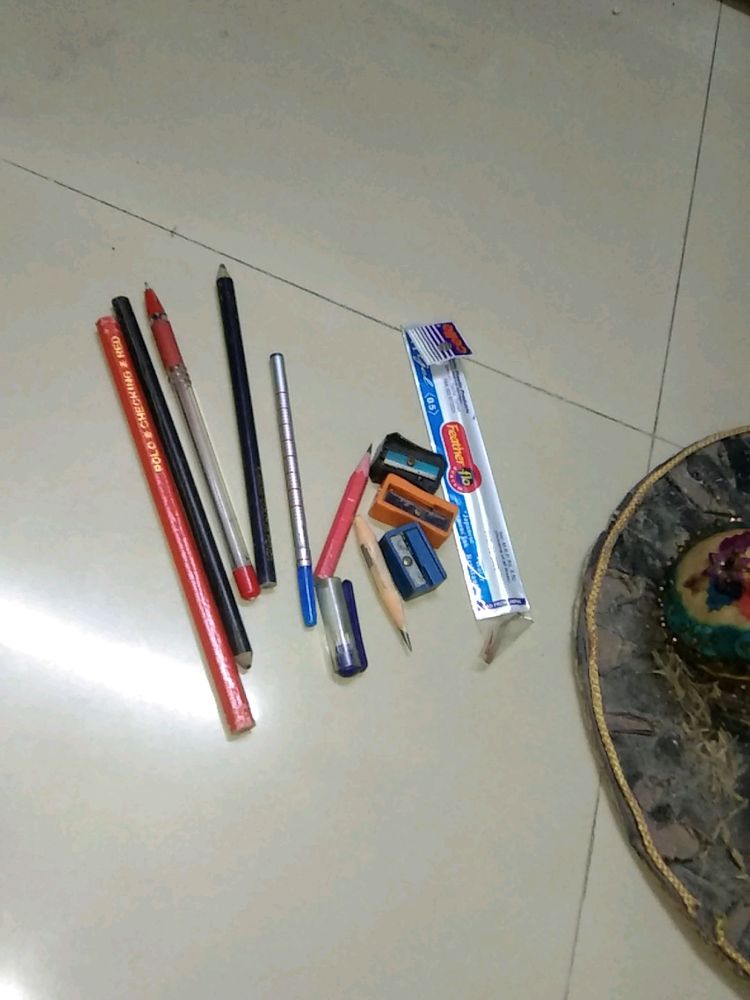 Small Stationary Items