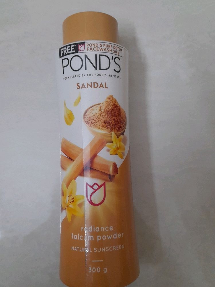 Ponds Sandal Talcum Powder