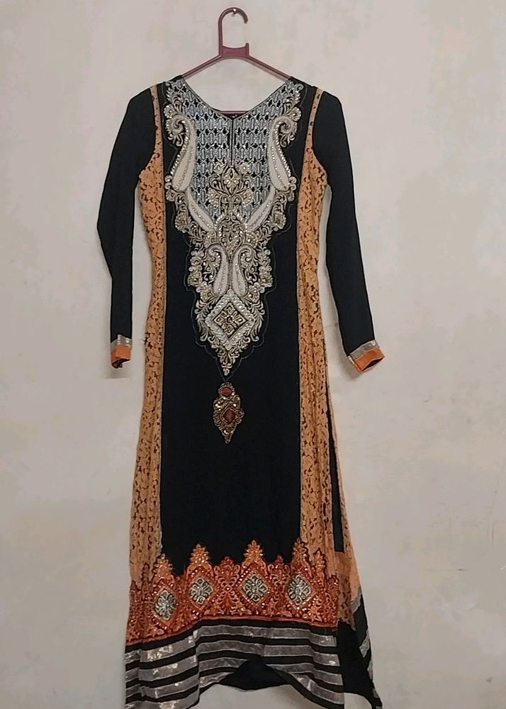 Very Beautiful And Heavy Work Kurti