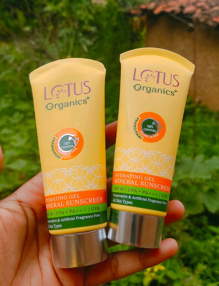 Combo Lotus Sunscreen😍