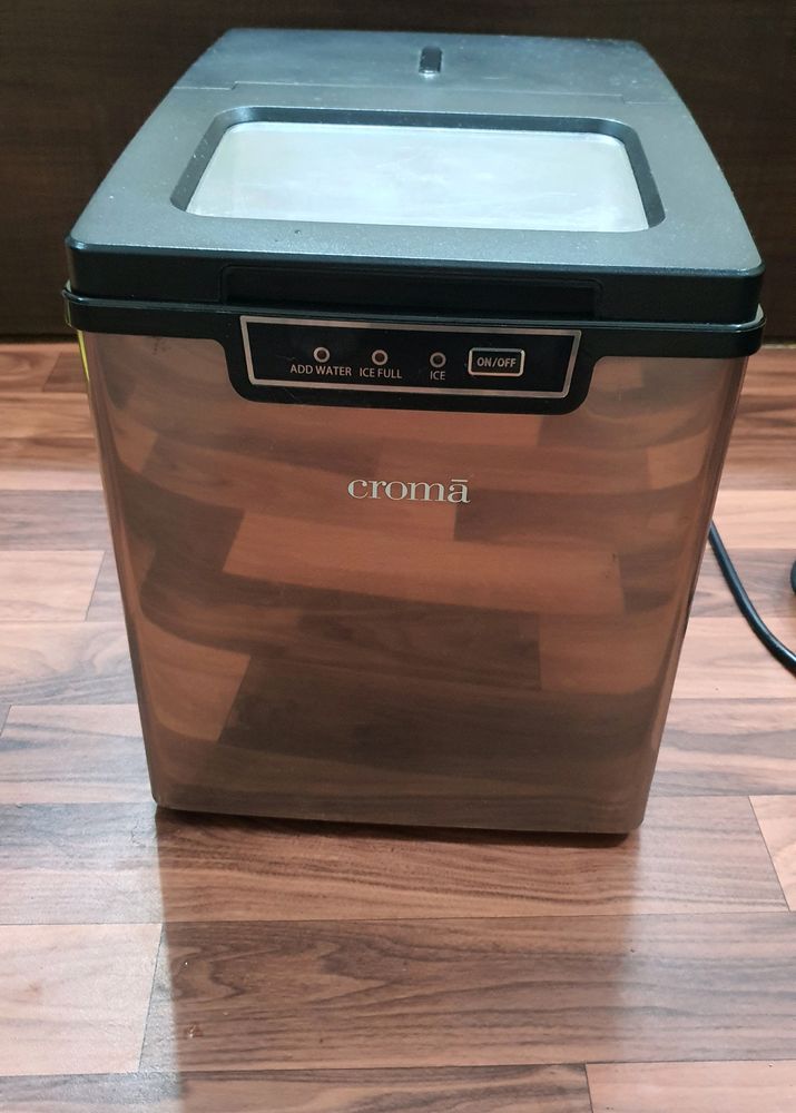 Croma Ice Maker