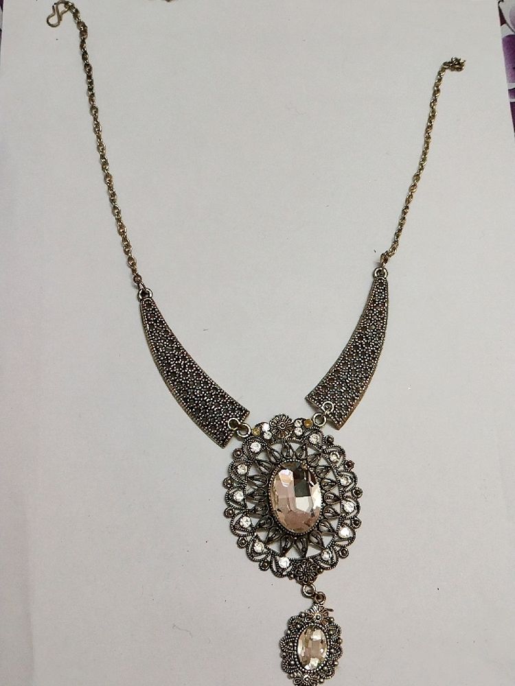 Silver Stoned Necklace