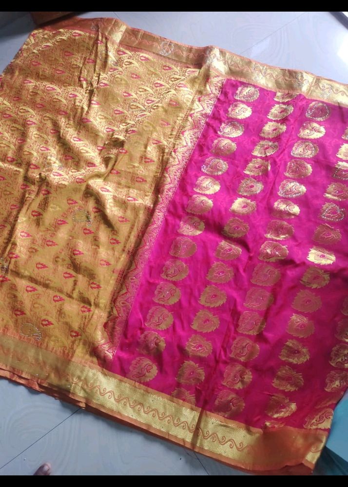 New Pattu Saree Stone Work With Blouse