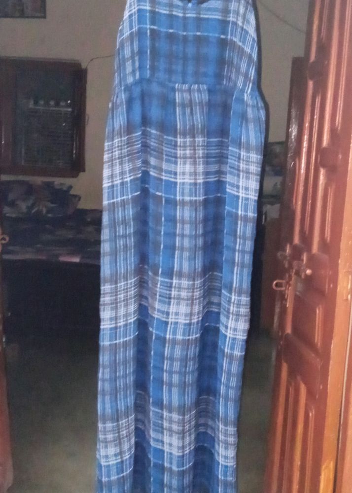 Long Dress Strip