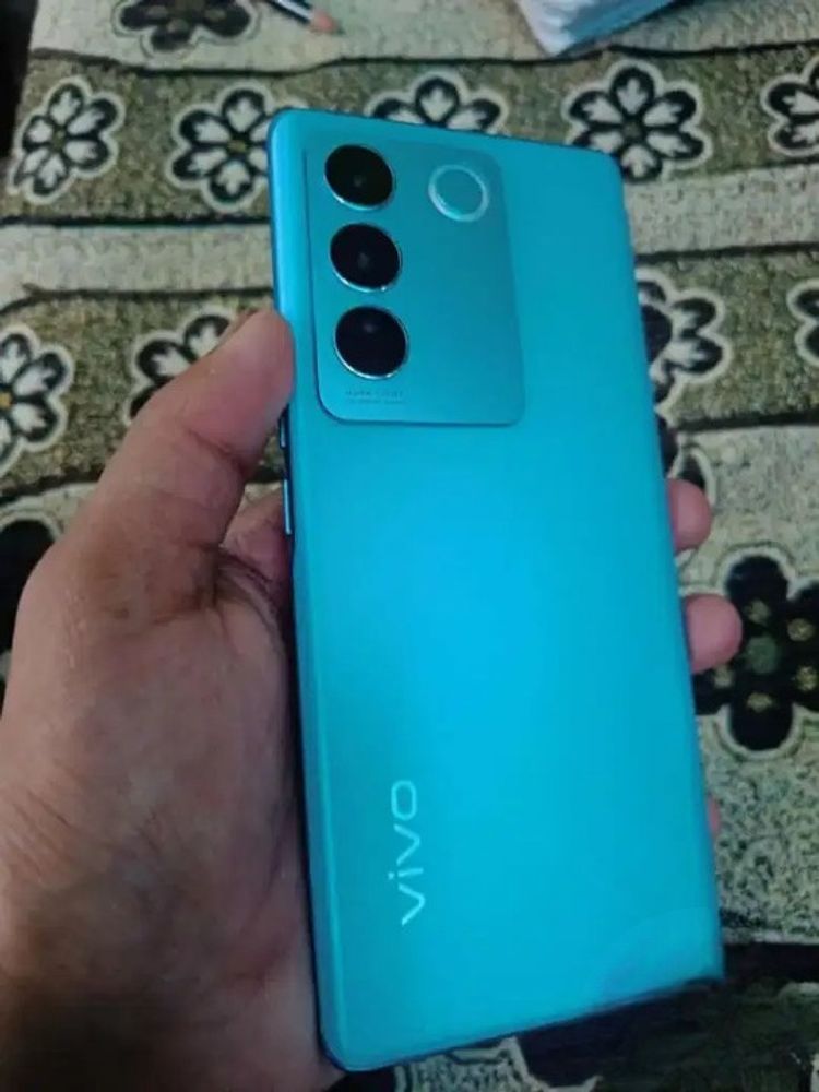 VIVO Y 29