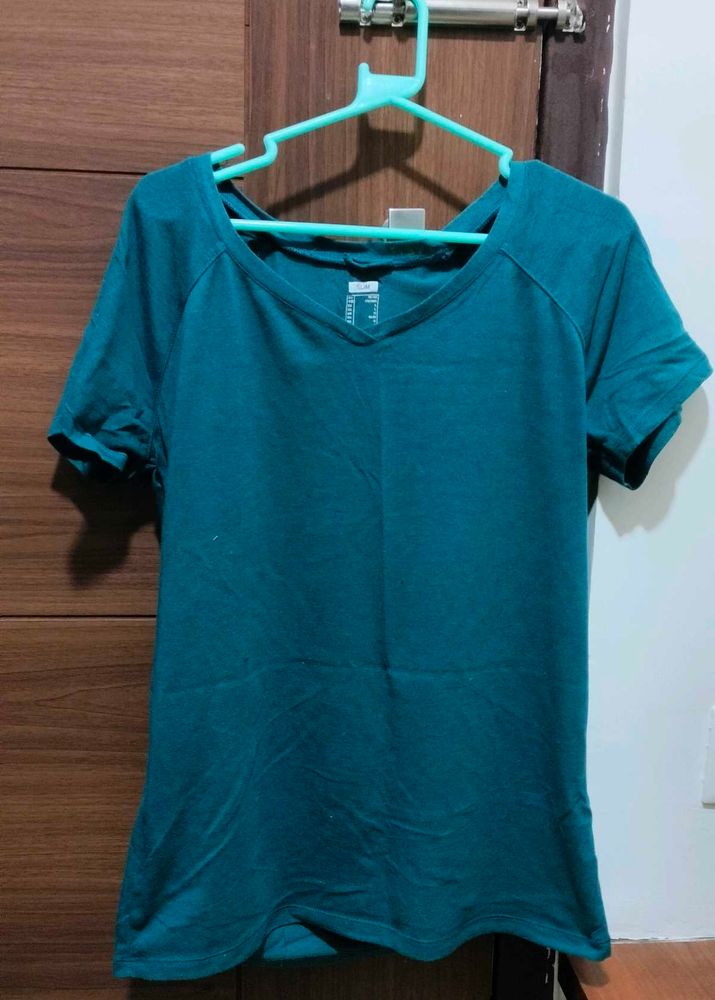 Regular V Neck Tshirt