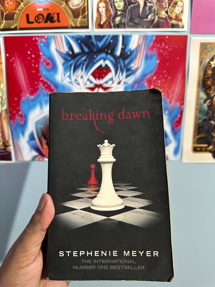 Breaking Dawn : Novel by Stephenie Meyer