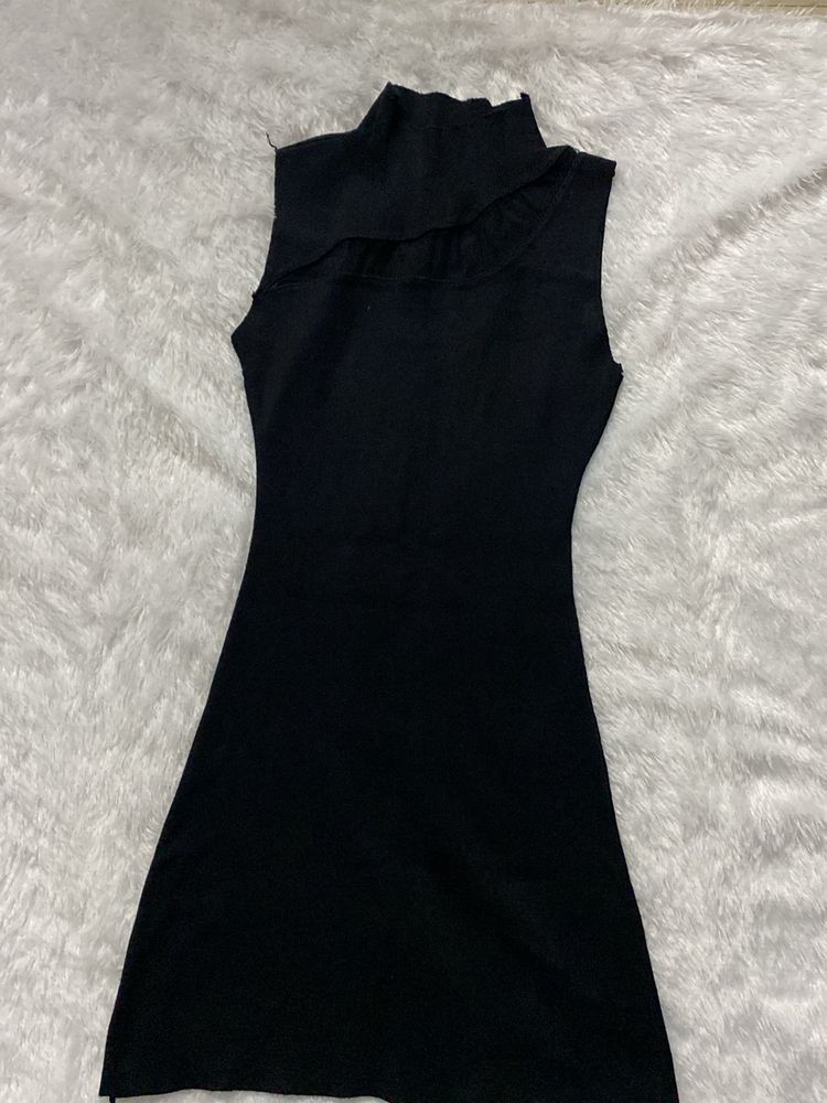 Black Bodycon Dress