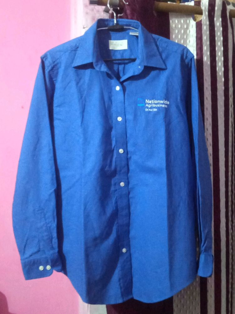 Women's Van Heusen Blue Formal Shirt